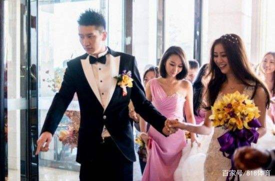 陈露|孙悦娇妻晒与6岁女儿同框!姐妹一般亲昵,结婚8年生1儿1女美貌如初