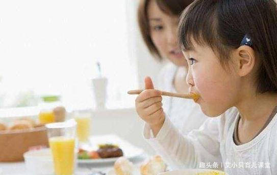 小肠|只因孩子饭后的小习惯,医生:父母太无知4岁男孩小肠切除1.5米