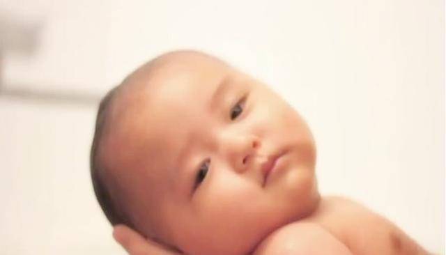 婴儿几个月可以睡整头 721eee4b8cab403a8604ef9a5cec675e.jpeg