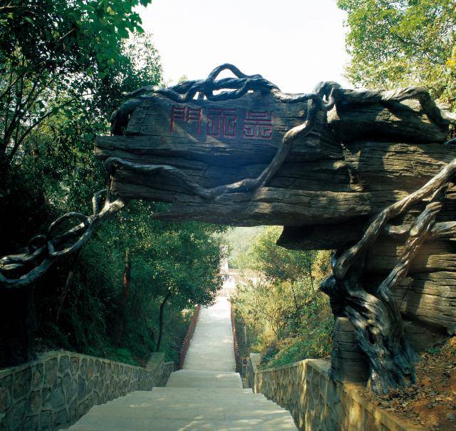 赤壁人均gdp_赤壁之战(2)