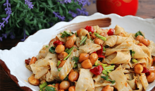 怎样快速泡发干豆皮 524789fb32d14bf2b62577422e67cb12.png