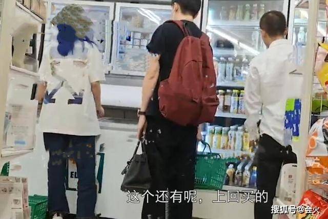 赵薇新恋情曝光?婚内出轨可能性大,对话内容大有深意!