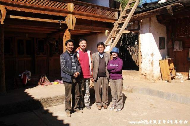 利家|深山中的传统母系部落, 纯朴保守美女多， 居然家家户户没厕所