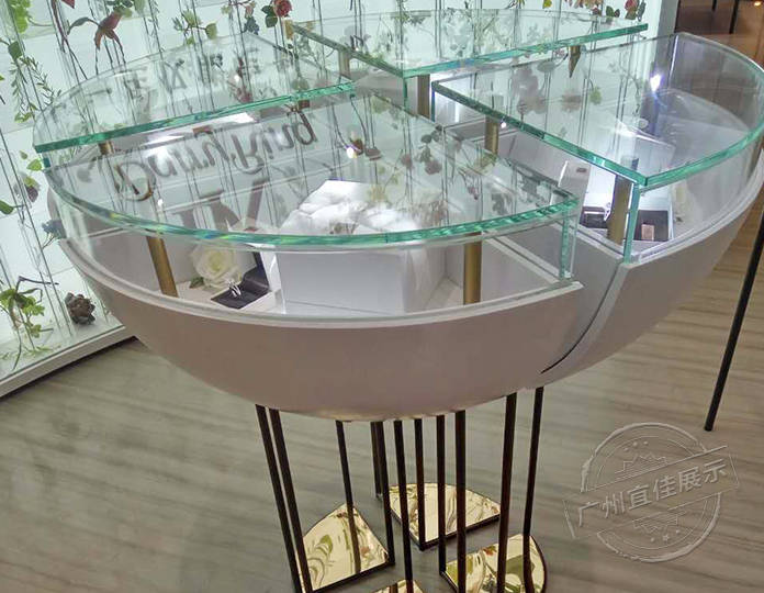颜色|珠宝展柜定做，怎么找靠谱的厂家呢？
