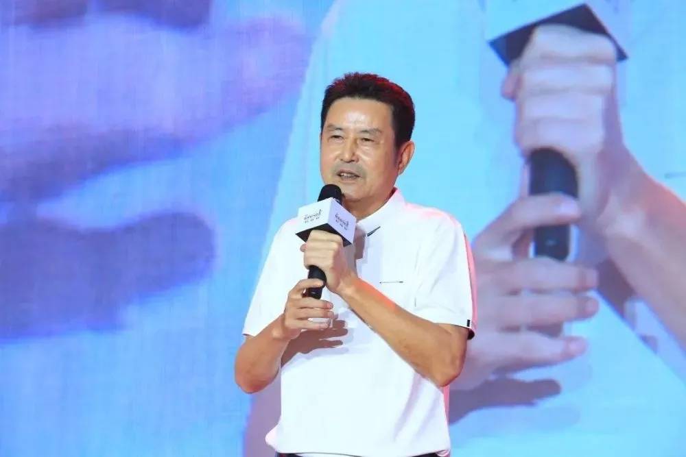 风波|见仁见智？陈忠和“让球风波”背后：从实用层面来说没有谁对谁错