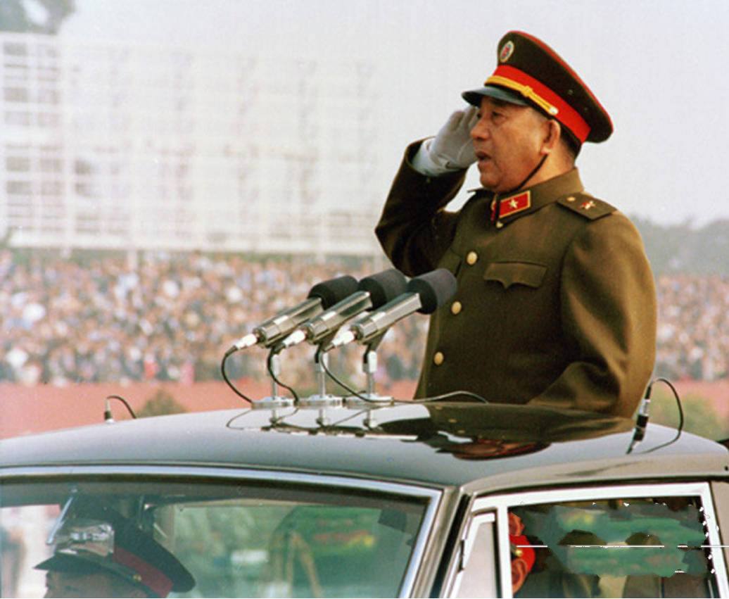 警备司令|郑州战役，上将秦基伟歼敌1.1万，立了大功