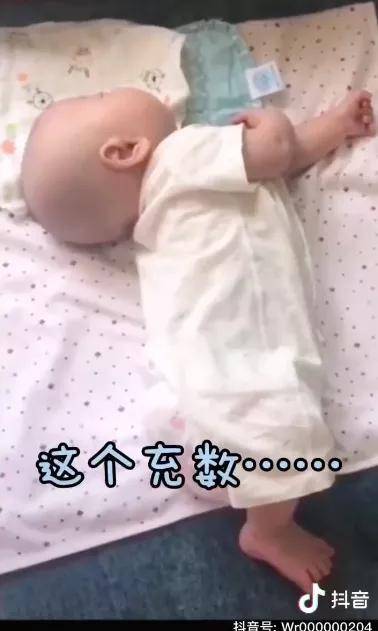 来源|老母亲仿佛打开了盲盒掀开孩子被窝的那一刹那