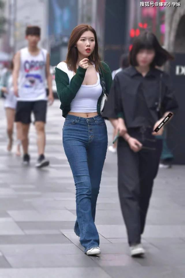 牛仔裤女舞蹈 6133cdde6d0c431c96fce4296d7751a7.jpeg