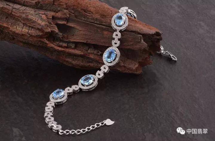 珠宝|冰火美人——托帕石的传奇游记