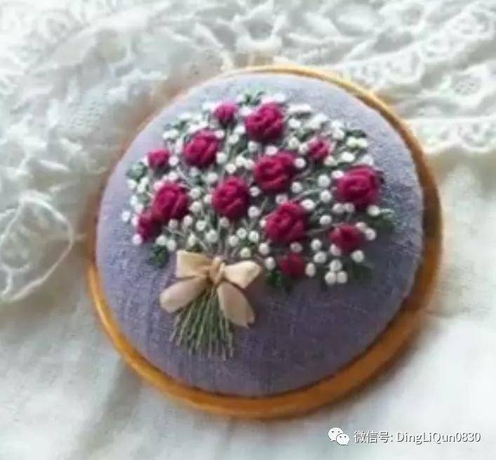 手绣|「刺绣作品」50款时尚的手绣布料纽扣，也许用的到！