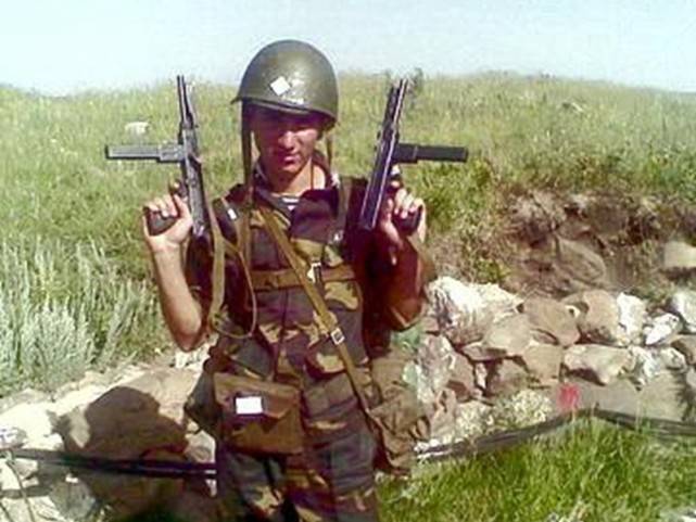 现代亚美尼亚军队仍然在使用这种国产枪械.