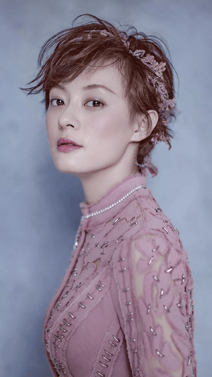 美少女|吊打鞠婧祎的真·四千年美少女，这方脸却甜到极致的美貌是开挂了吧！