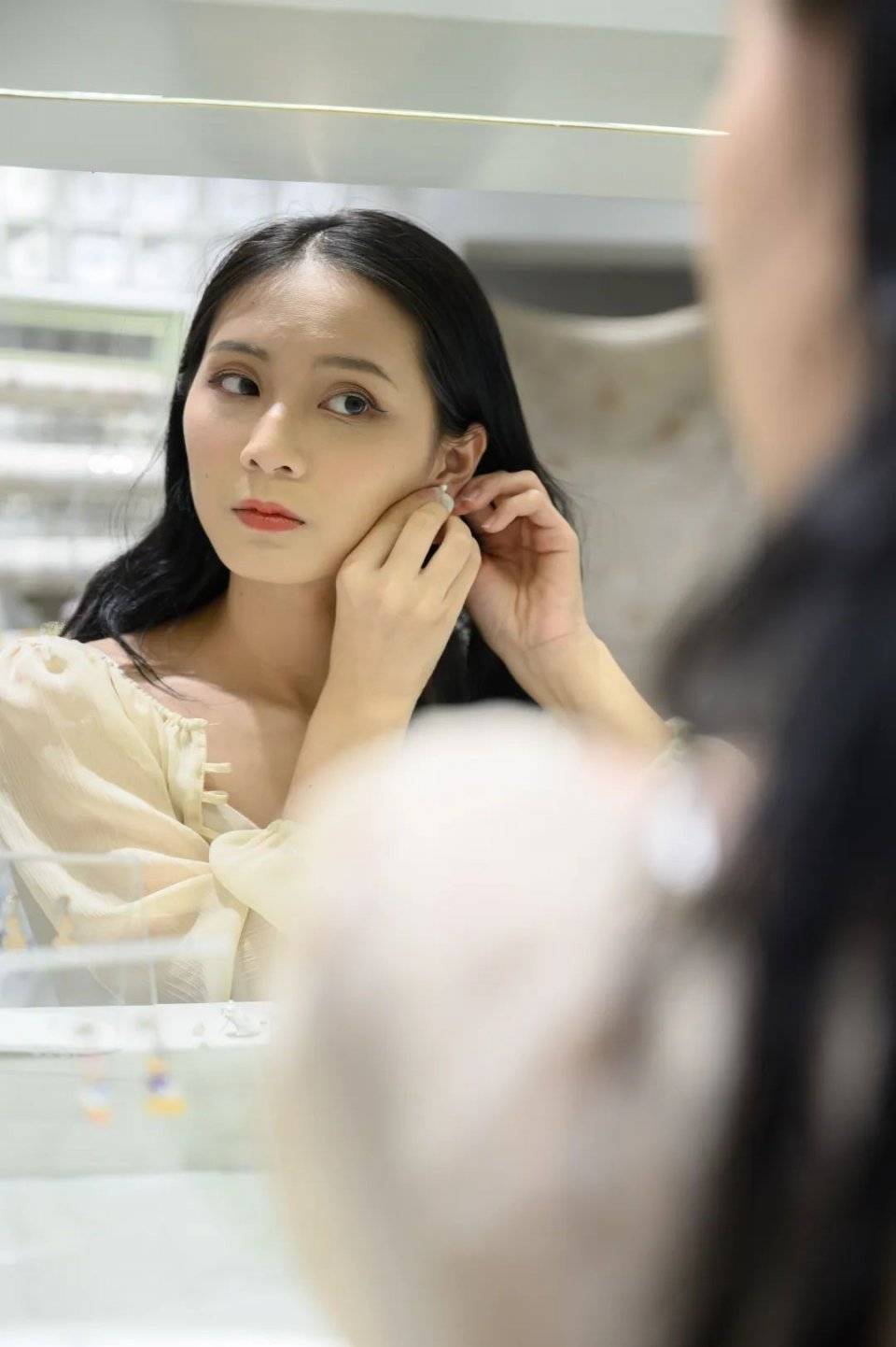 连明星|ZEGL线下体验店！超20000+配饰任挑任试，百元内轻松Get！