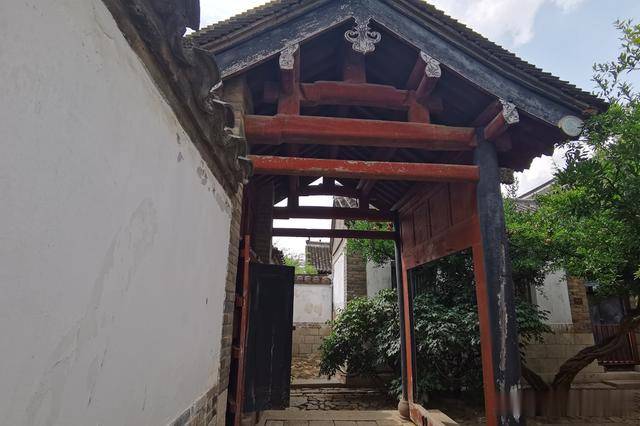 牟姓总人口_天津总人口曲线图