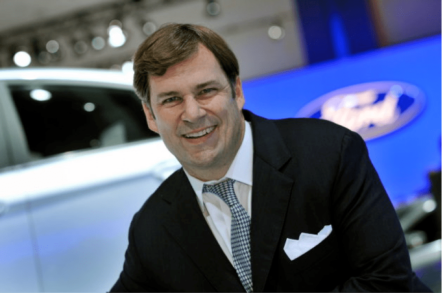 福特|风雨飘摇中，福特迎来首位拥有推特账户的首席执行官