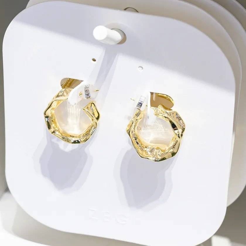 连明星|ZEGL线下体验店！超20000+配饰任挑任试，百元内轻松Get！