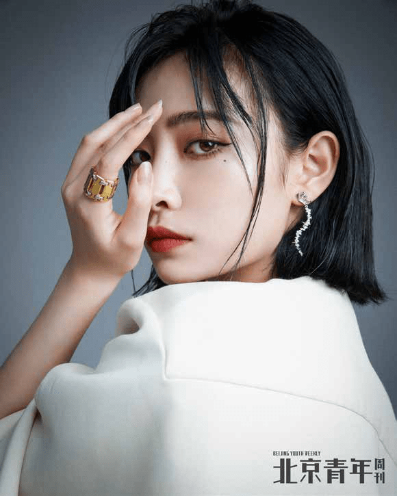 连明星|ZEGL线下体验店！超20000+配饰任挑任试，百元内轻松Get！