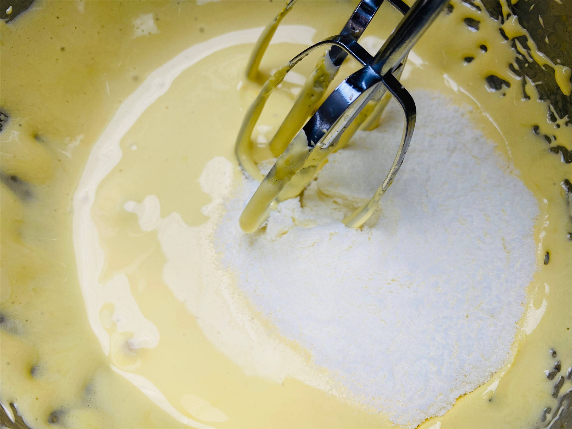 配方|酥松的口感，入口即化，好吃停不下来【蛋黄溶豆】的做法+配方