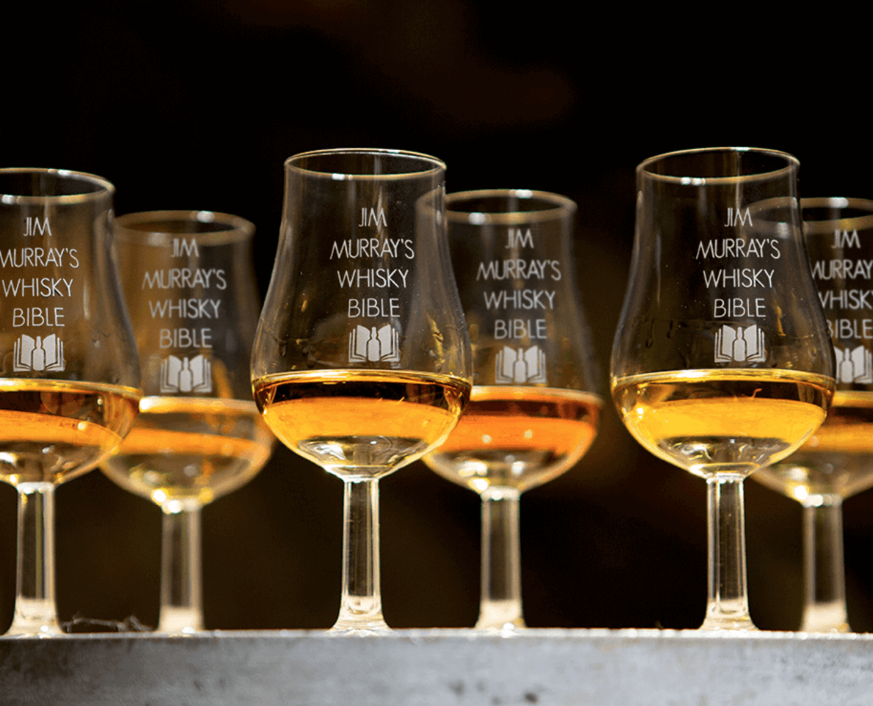 吉姆·默里|威士忌圣经惹争议，是物化女性，打压言论自由还是女性话题营销？