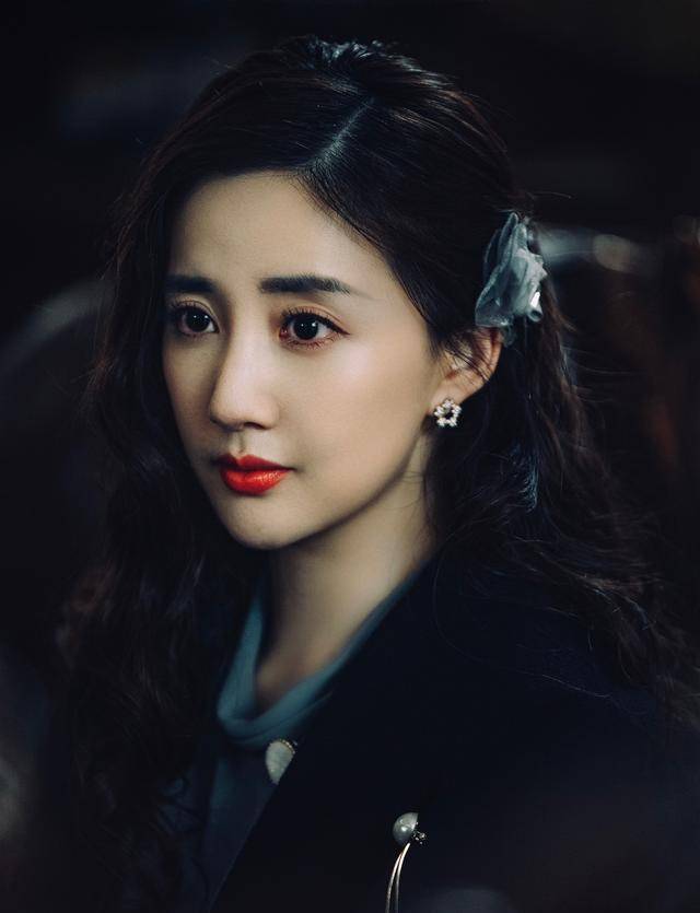 陈欣予《一见倾心》,少女的时尚气质,是不需要演出来的