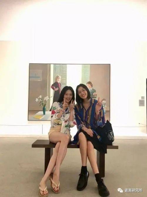 fa|鞠婧祎终于对上晚晚！两个镜头“造假精”，谁能艳压？