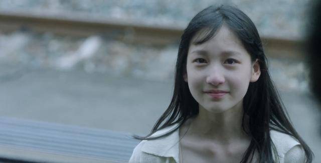 baby|Angelababy是现实版顾佳？加入富婆圈很低调，不站C位还是订餐担当