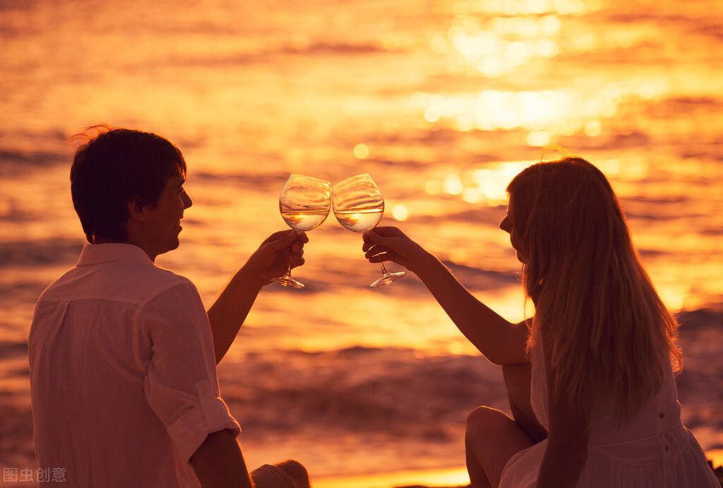 真正的爱自己应该是什么样的 060bb0606019481bb98b161d9e0fa757.jpeg