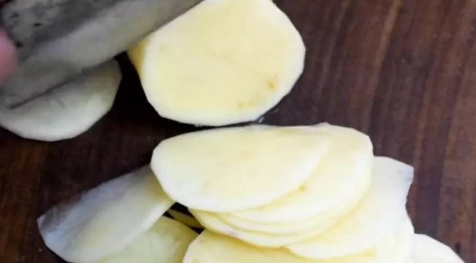 土豆泥做丸子怎么做 1d606c167ea743e89fe72e3bfc483146.jpeg