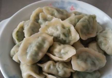 羊肉馅饺子怎么调馅好吃步骤 443355b26e894f1a9a8044ebb78d281c.jpeg