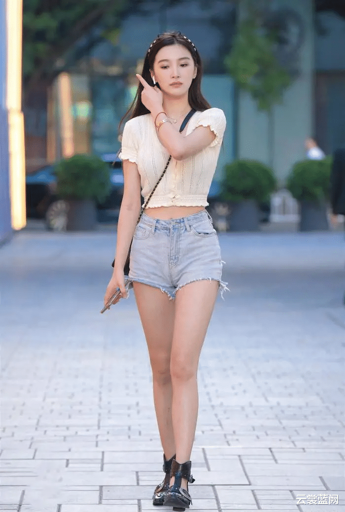 8e984ad6c5194e768eff456db0a7c373.png
