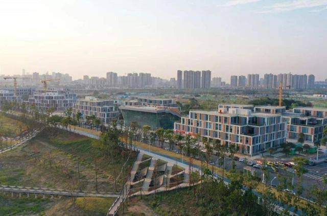 长沙经济总量在世界怎么样_长沙世界之窗(2)