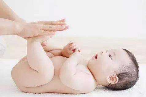 皮肤|护肤怎么做？宝宝秋季皮肤干燥