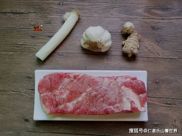 济南名菜"把子肉",做法非常简单,比红烧肉还好吃
