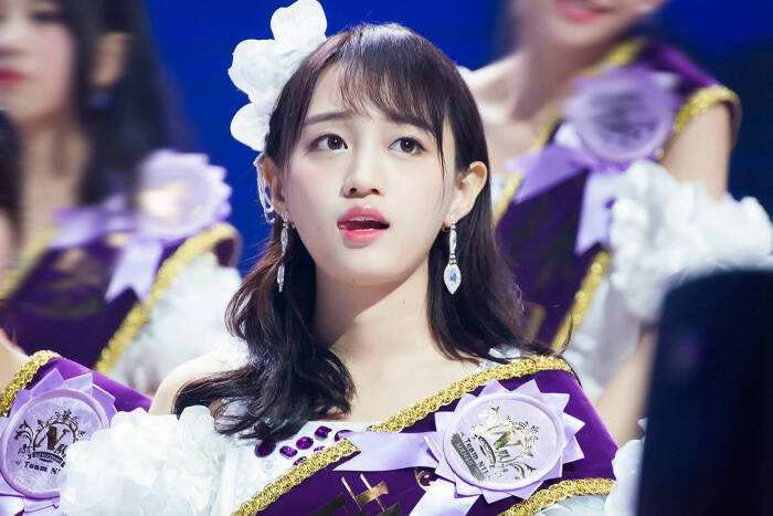SNH48女团工资曝光！成员控诉吃不起饭，网友：还