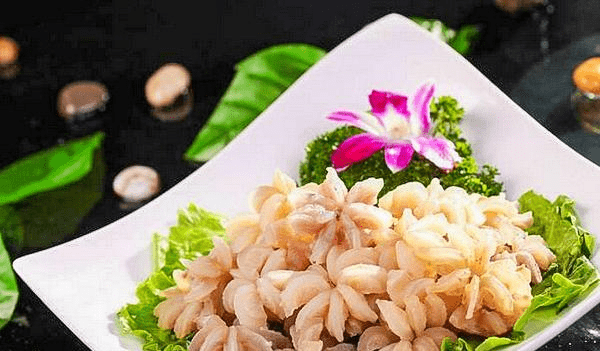 牛鞭花《本草纲目》记载：牛鞭可补肾壮阳、固本培元的功效，牛鞭胶原蛋