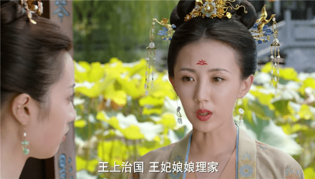 如今又来个心直口快的苏玉盈，他非常愿意，这样也能让自己更好的了解萧承煦。