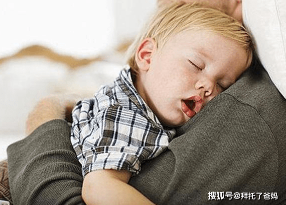 牙齿|家长多给孩子吃这几种食物，有效避免孩子恒牙长歪！孩子换牙期