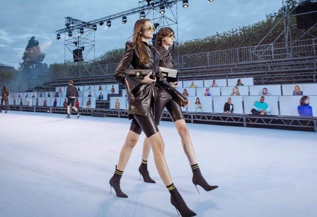 show|如果没有 “真人模特”，时尚要怎么玩