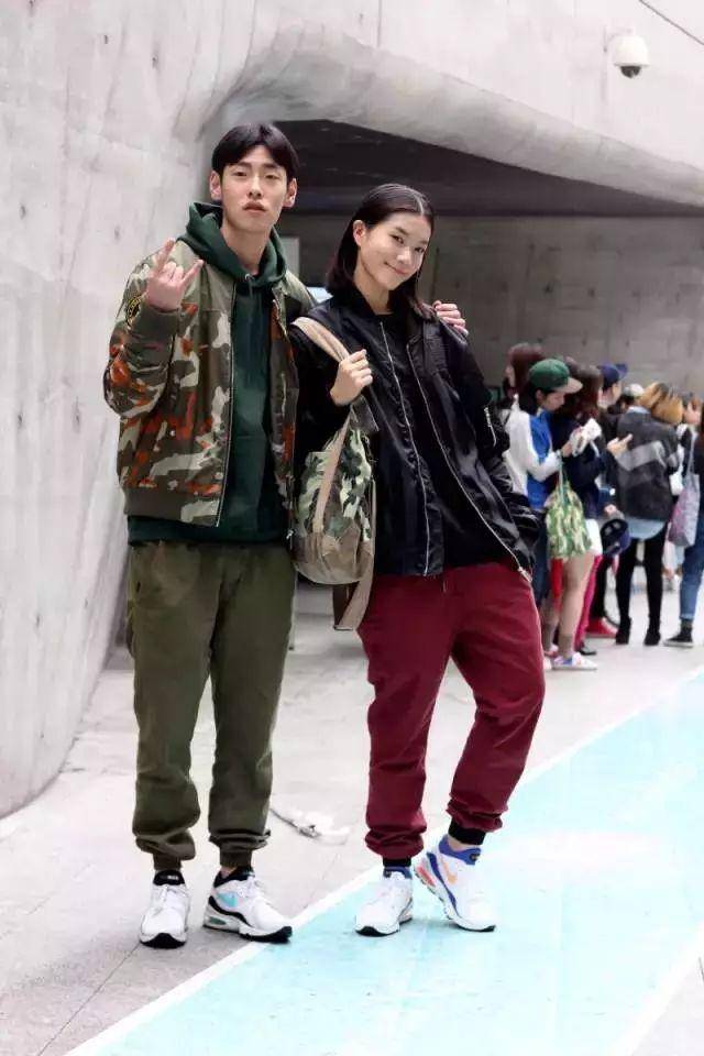 情侣|想要情侣装不土不俗，轻松学会3个技巧，成为朋友圈秋日模范穿搭