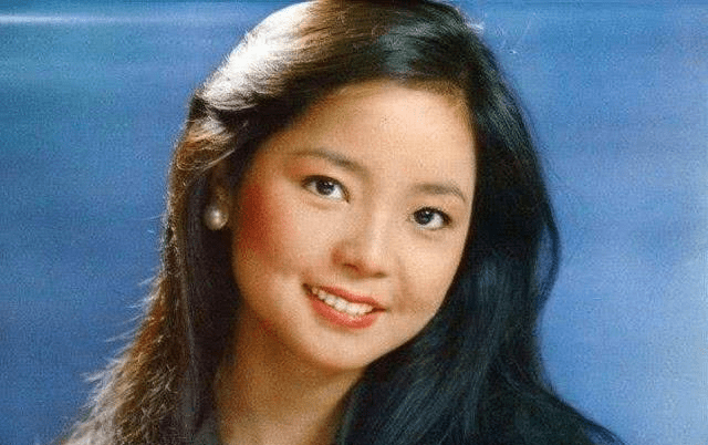 歌神排行_香港殿堂歌手排行榜:歌神实至名归,郑少秋汪明荃,争议声中上榜