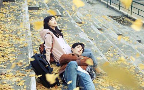 情侣|想要情侣装不土不俗，轻松学会3个技巧，成为朋友圈秋日模范穿搭