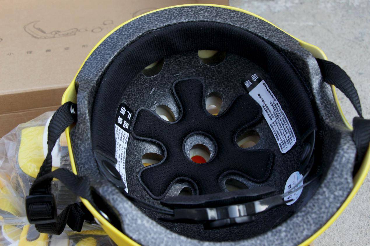 怪兽|激发运动潜能，陪伴美好童年：柒小佰小怪兽轮滑鞋评测