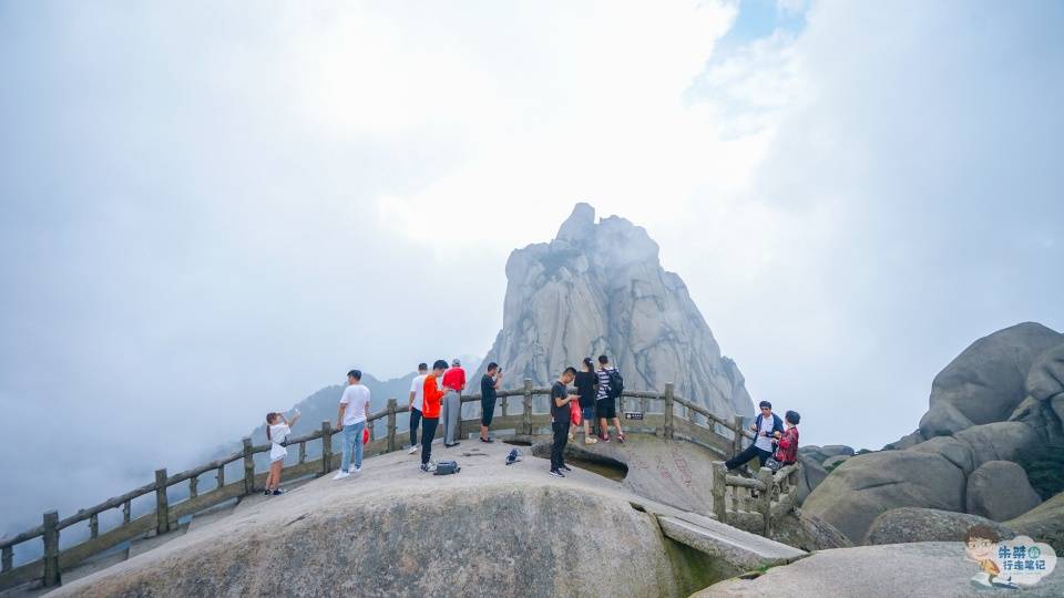 黄山|原创与黄山齐名却常被忽略的一座山，因电视剧而爆红，网友相约去爬山