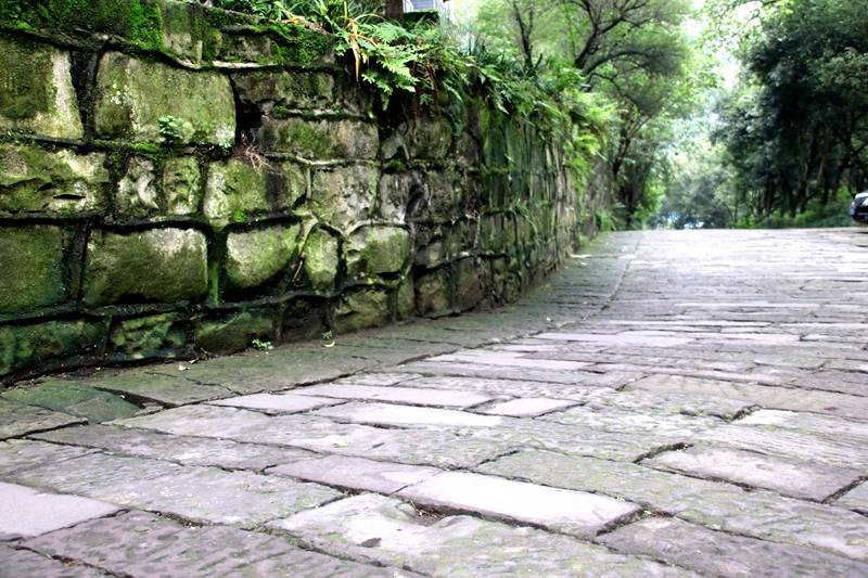 黑石山|一个具有独特的自然景观的风景区——黑石山