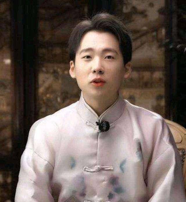 何九华现身德云团综收官集,郭麒麟阎鹤祥终于合体