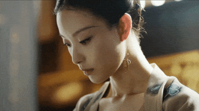 其实,倪妮的美早已人尽皆知,如果能在演技上加强一下,将精力放在演戏