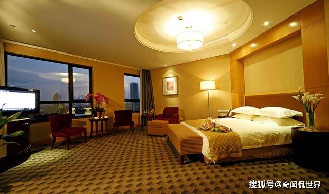 什么酒店比较大 2a664e98f15e4fd9badd70560e34542a.jpeg