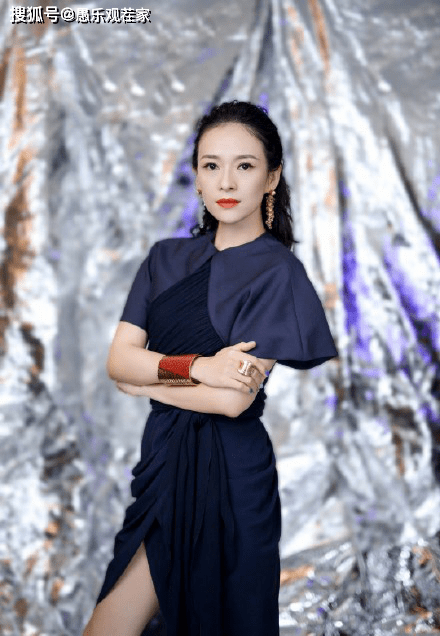 章子怡二胎后亮相品牌活动,被嘲老了好多