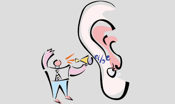 耳朵上有一个喇叭状物猜成语_耳朵里面的脓状物图片(2)