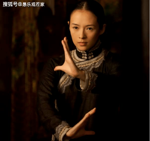 章子怡二胎后亮相品牌活动,被嘲老了好多